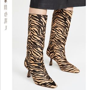 100% Calf hair boots Zebra Print SZ 11 modern heel Sam Edelman